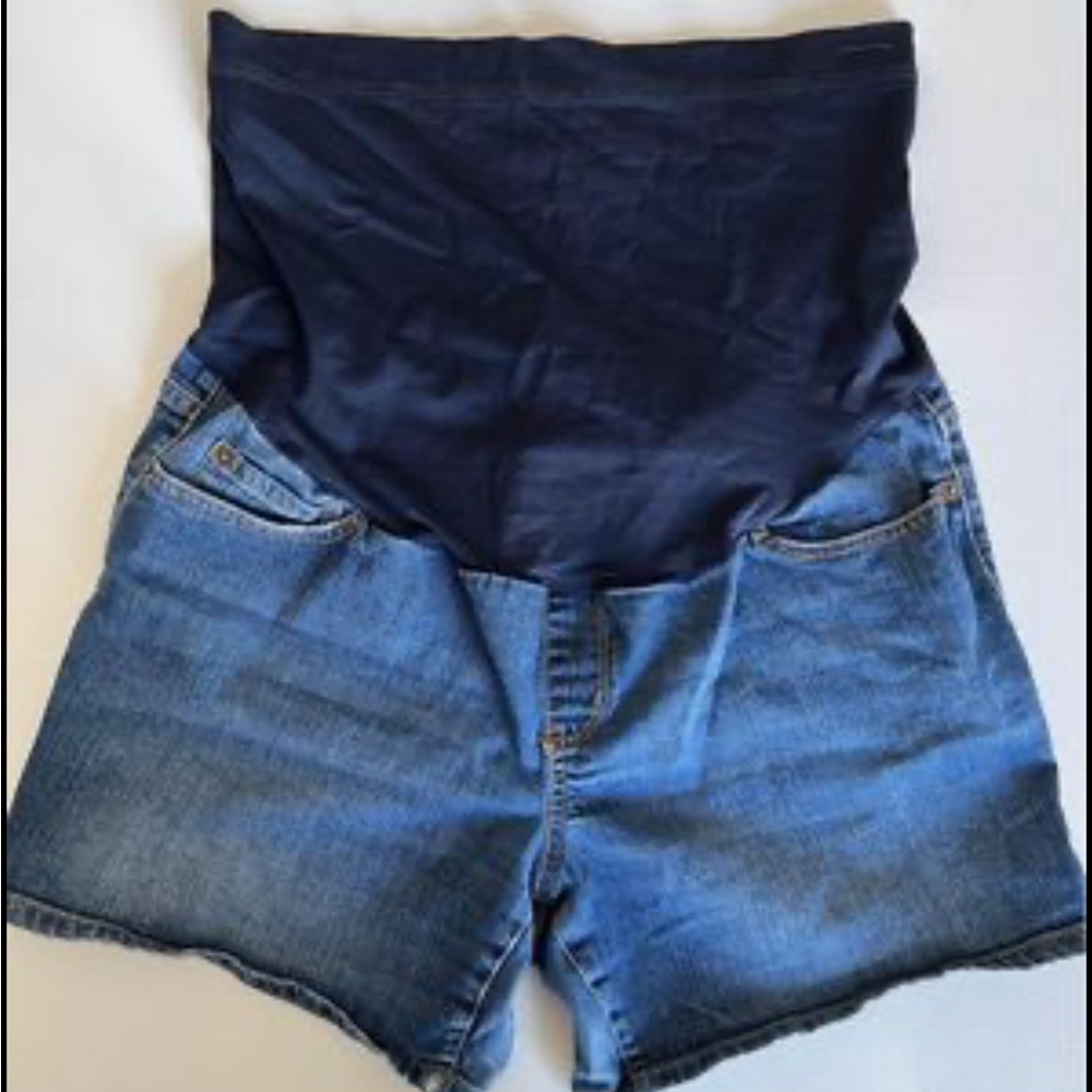 Denim maternity Shorts, lizLange maternity, medium